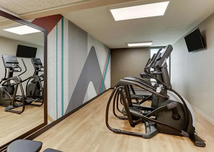 Drury Inn & Suites Marion