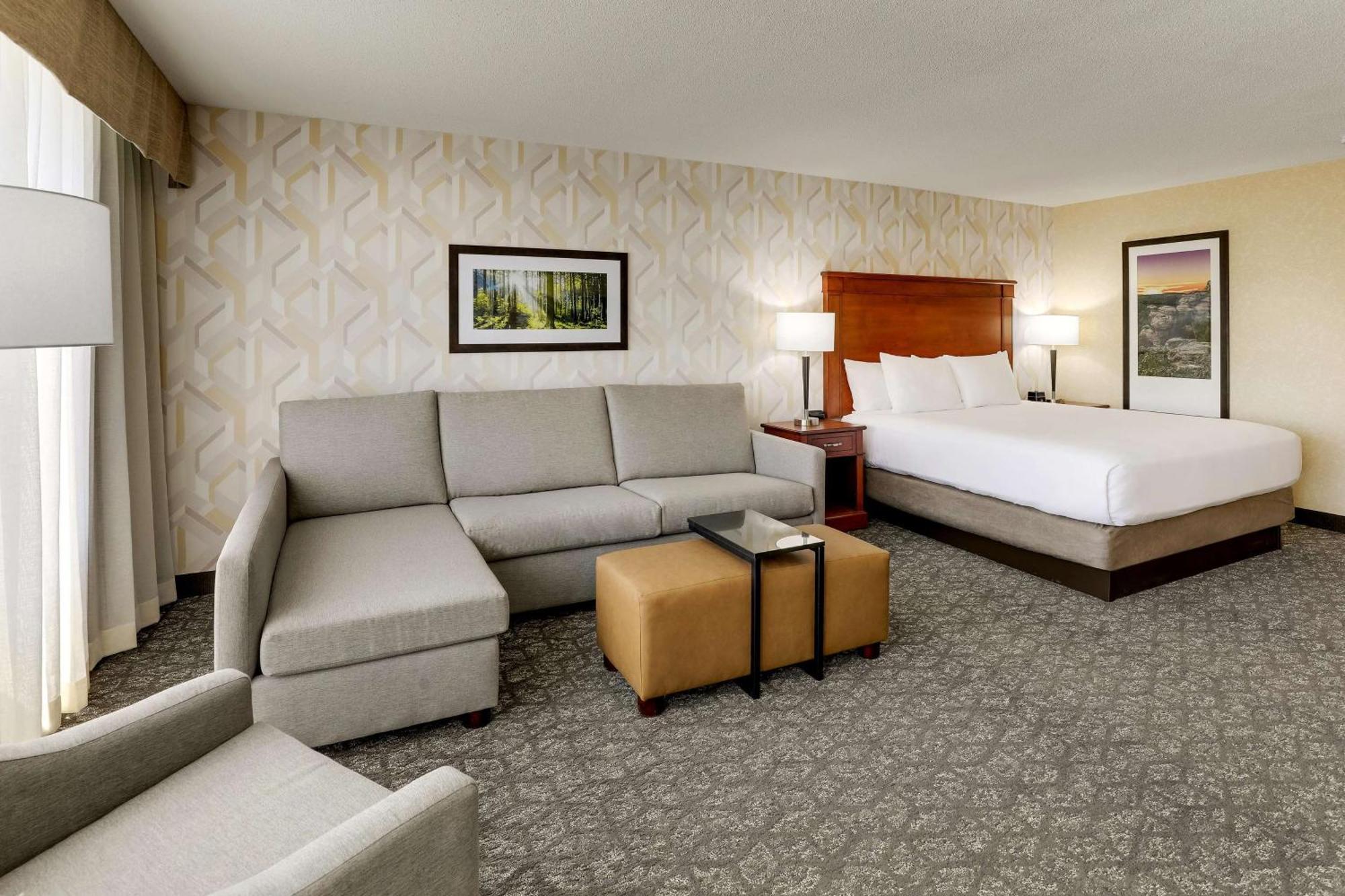 Hotel Drury &