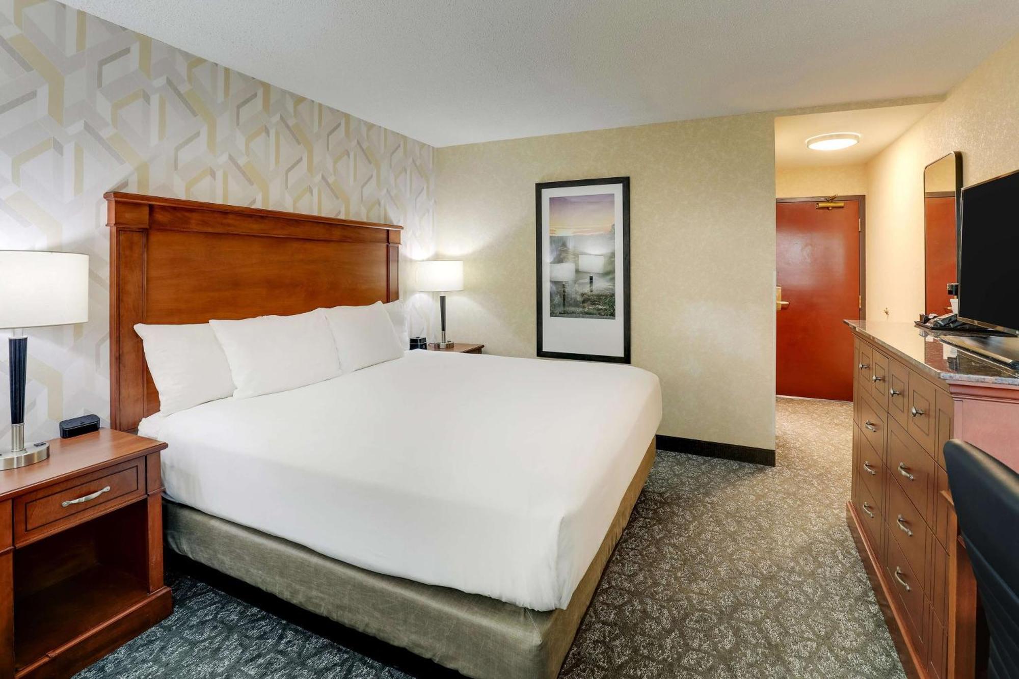 Hotel Drury &