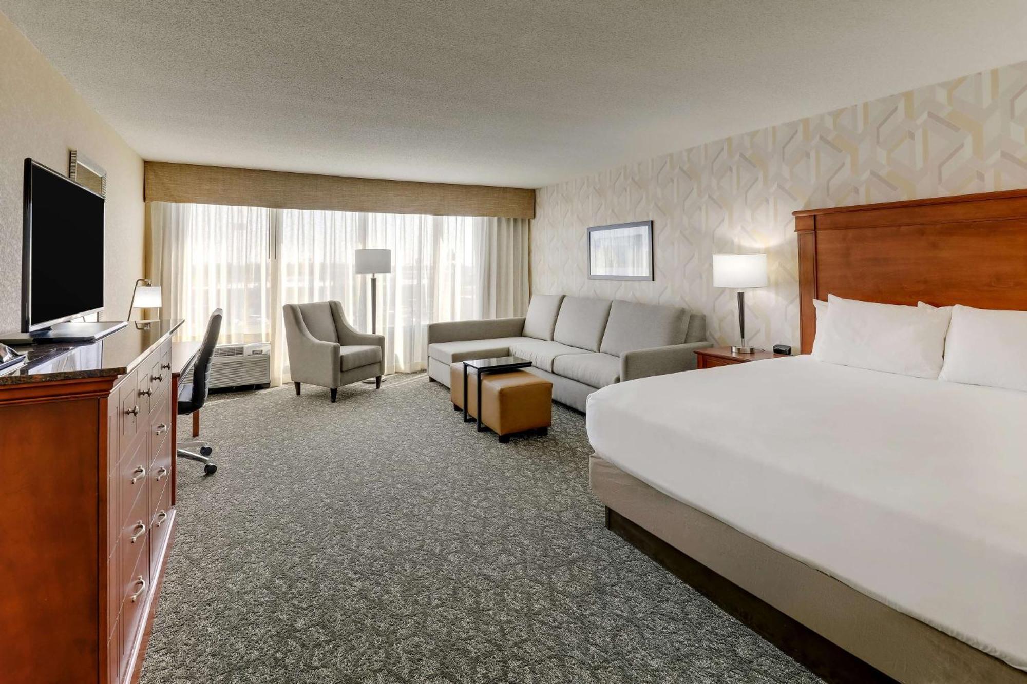 Hotel Drury & Marion