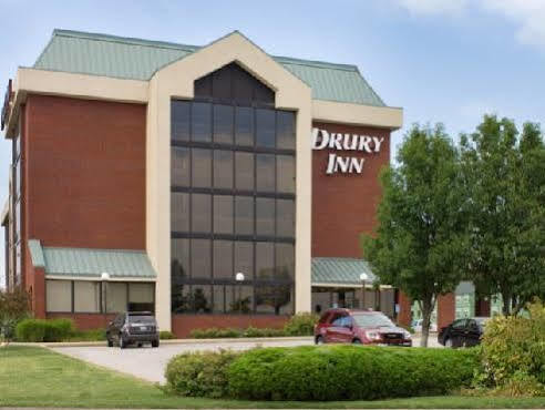 Drury & 3*